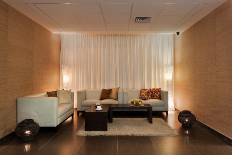 Lot Hotel