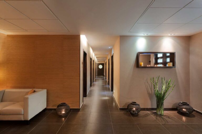 Lot Hotel