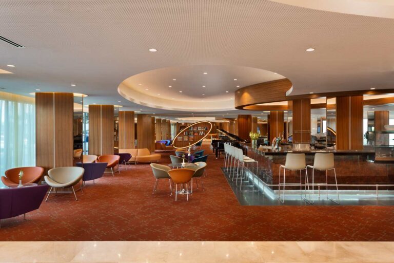 Lot Hotel