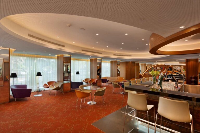 Lot Hotel