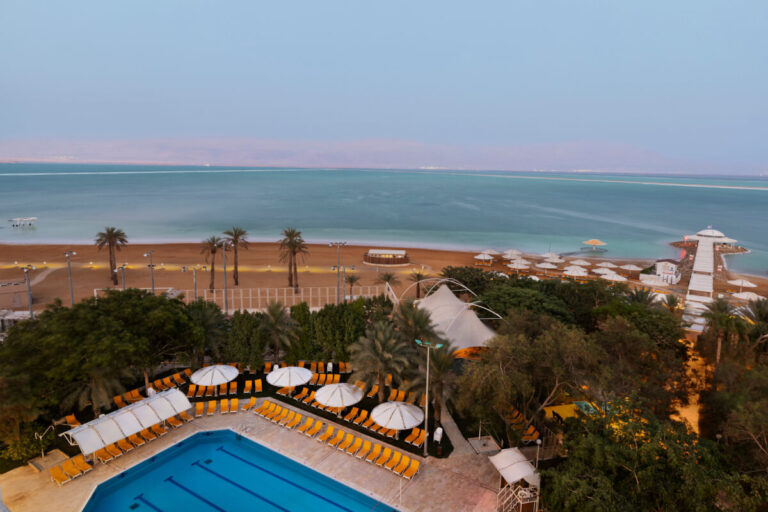 Lot Hotel