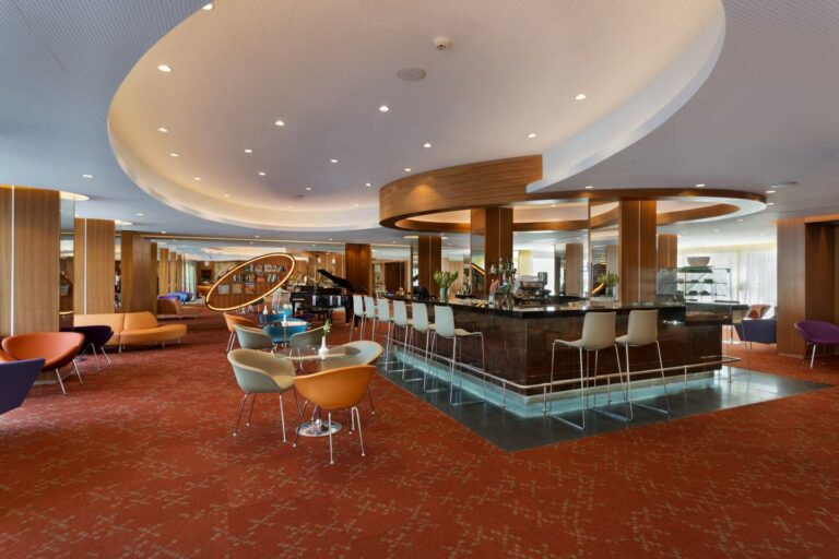 Lot Hotel