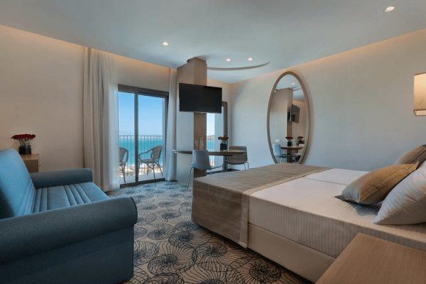 Lot Hotel - Classic Room