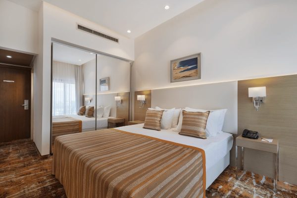 Lot Hotel - Standard room with view to Mountains