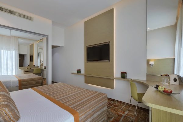 Lot Hotel - Standard room with view to Sea